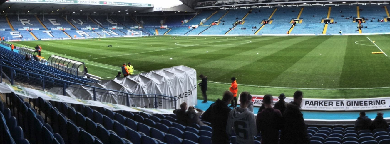 49ERS TOUCHDOWN AT ELLAND ROAD - Leeds United