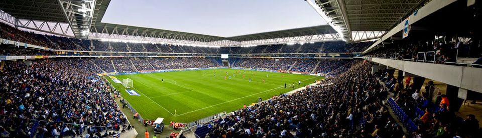 El RCD Espanyol vende los 'naming rights' del estadio a Stage Front por más  de un millón al año