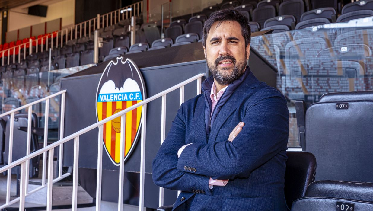 El Valencia CF da por impagables 61 millones de Bankia y logra 51 millones  con Rights & Media