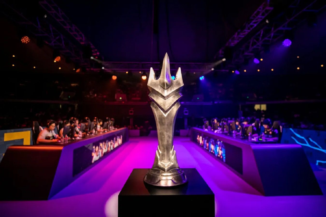 La Overwatch League se desangra: Los patrocinadores se bajan del barco y  dejan sola a Blizzard - Millenium