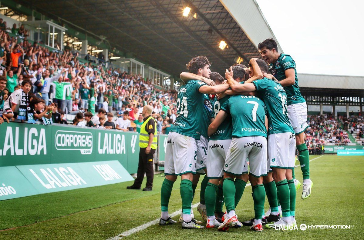 El Racing Club De Ferrol Firma Con Adidas Y El Córdoba CF Con Joma Para ...