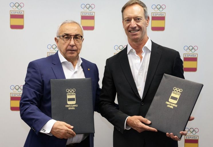 Alejandro Blanco, presidente del COE, y Renato Senta, director general de Technogym Iberia.