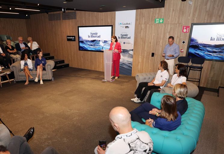 Presentación Libro Sentir la libertad CaixaBank Sail Team BCN