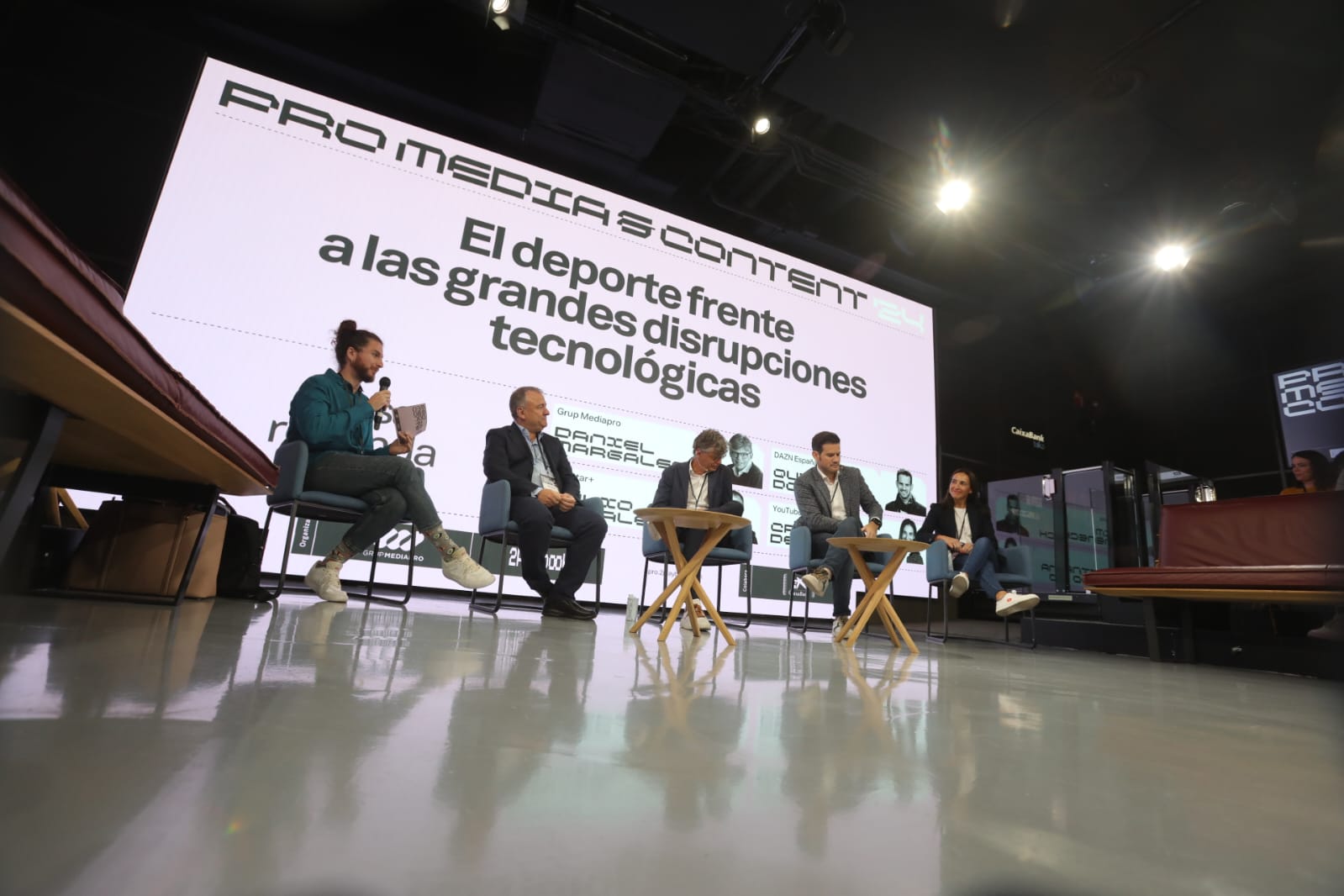 Julio Morales, Líder Equipo de Deportes de Movistar+; Daniel Margalef, director de canales de Grup Mediapro; Quim Domènech, SVP Content de DAZN España, y Cristina Delgado, Head of YouTube Sports en España & Portugal